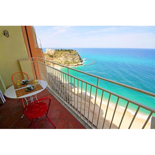 Isola Bella Sea-view Apartment