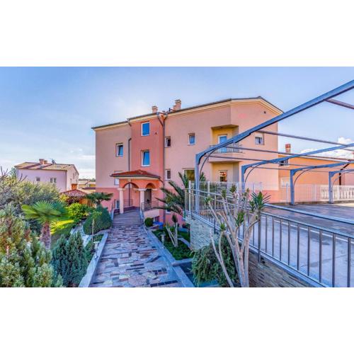 Istriensonne - Apartments Veruda mit Grillterrasse