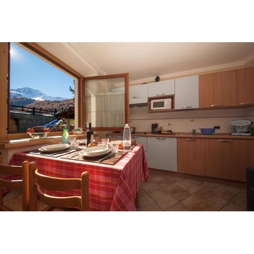 Italia 2 Ski in-Ski out Mt 50 - Happy Rentals