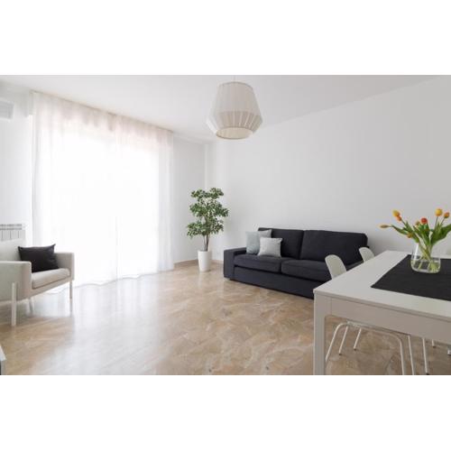 Italianflat - Via Adami, 3 Bedroom Flat, FREE PARKING
