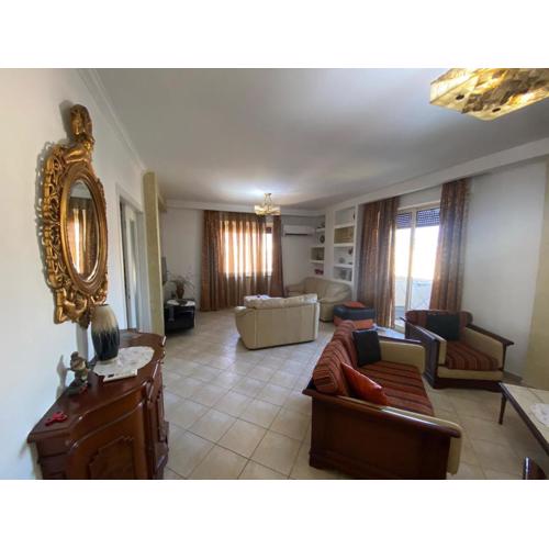 Itan Central 4 room apartment