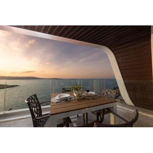 Ivory Suite Seafront With Views!- Fl 13 By Homely
