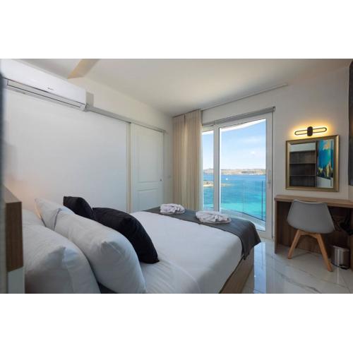 Ivory Suite Seafront With Views!- Fl 25 By Homely