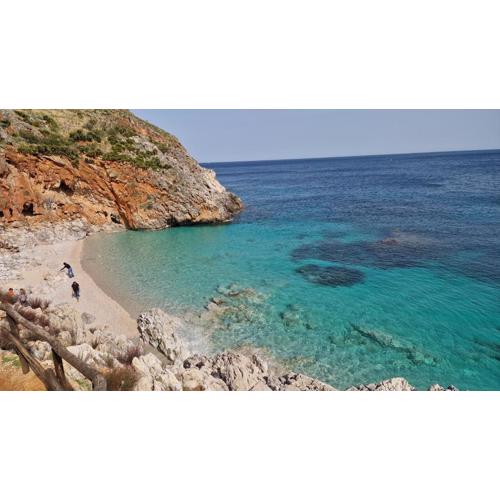 J M VILLA AL MARE CON VEDUTA SPETTACOLARE