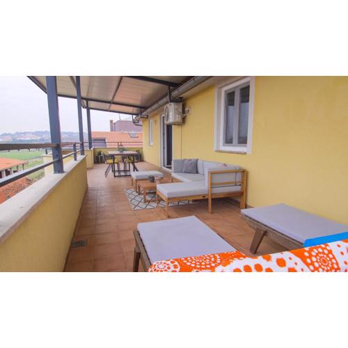 Jacqueline Apartment