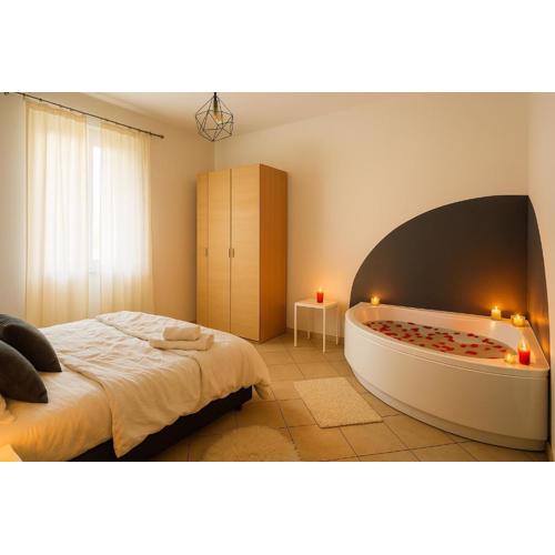 Jacuzzi Suite