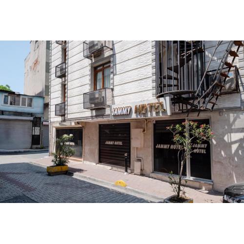 JAMMY Hotel
