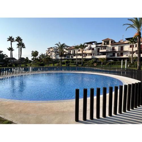 Jardines Nuevo Vera bajo 2 dormitorios vistas al mar