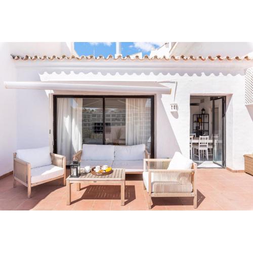 Jardines Puerto Banús - Elegance and Comfort in Marbellas Heart