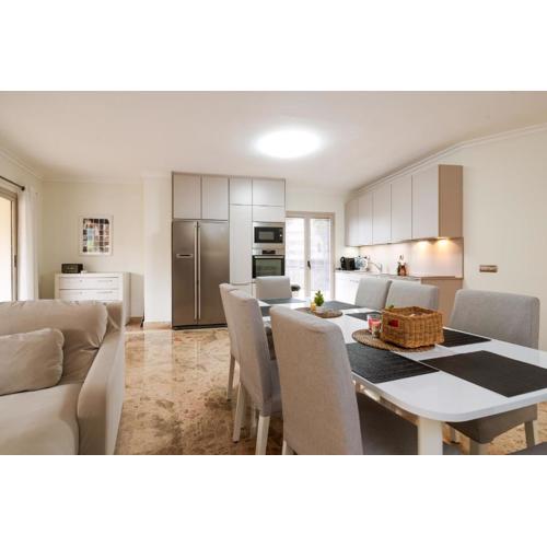 Jazmines - Spacious four bedroom apartment in San