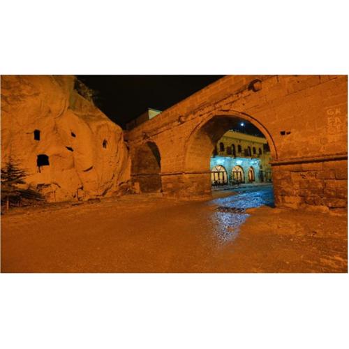 Jerveni Cave Hotel