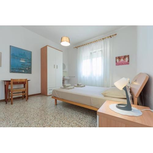 Jesolo Budget! Free parking 3 comodo appartamento