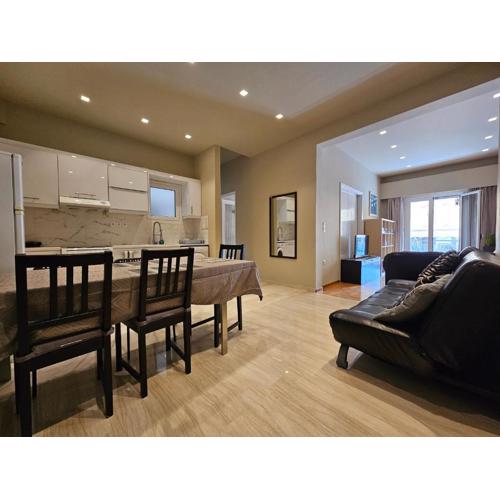 J&G Luxury Apartment - Athens Town