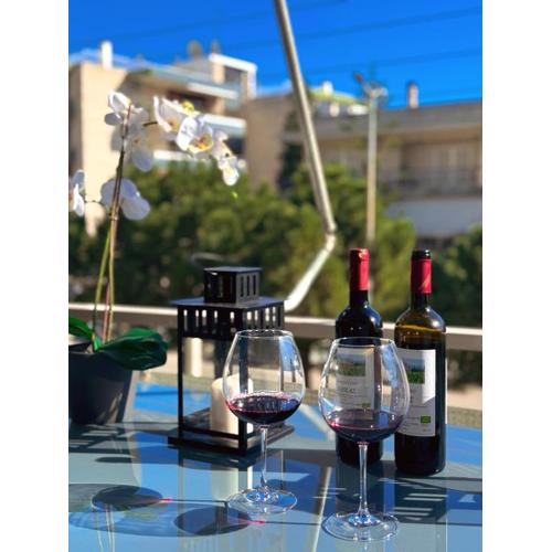 JOHN Glyfada Beach Apartments