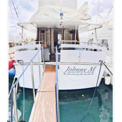 Johnny M Yacht Private