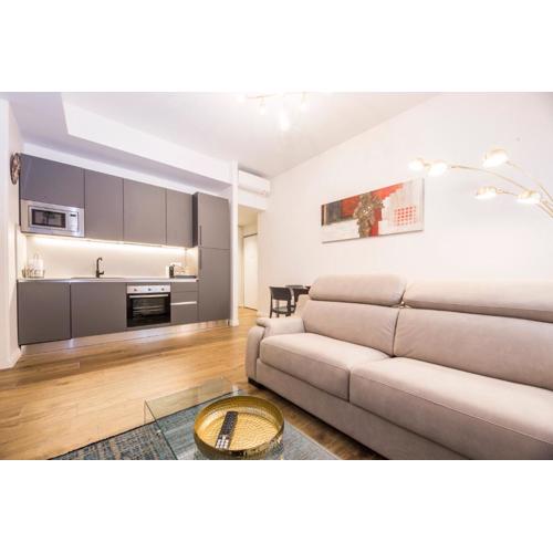 JOIVY Chic apartments in Piazza Dante, Genoa