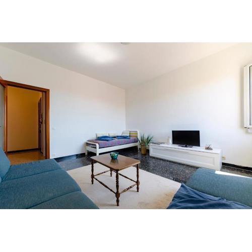 JOIVY Family Flat Terrace & Parking near Beach