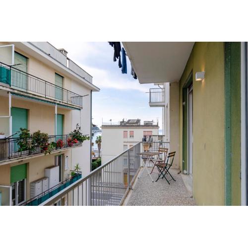 JOIVY Spacious 2-bedroom flat with Balcony near Beach in Sestri Levante