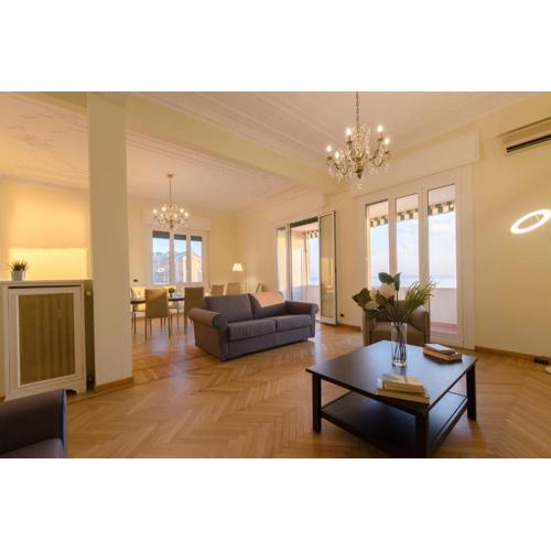 JOIVY Splendid Apartment for 8 with Beautiful SeaView