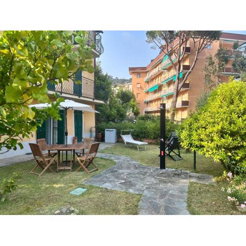 JOIVY Sunny Family Flat with Private Garden & Parking