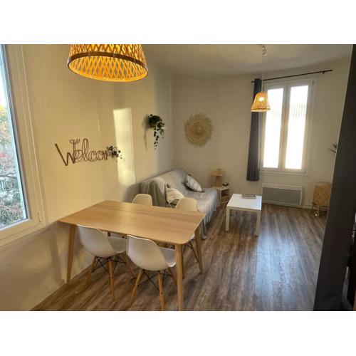 Joli Studio à 100m des plages