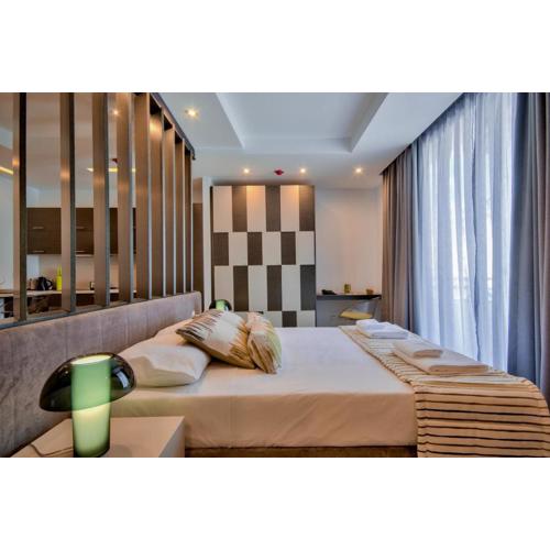 Jules Suites