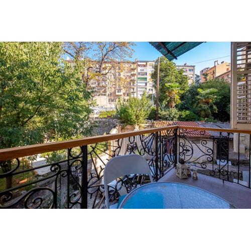 Julia apartments