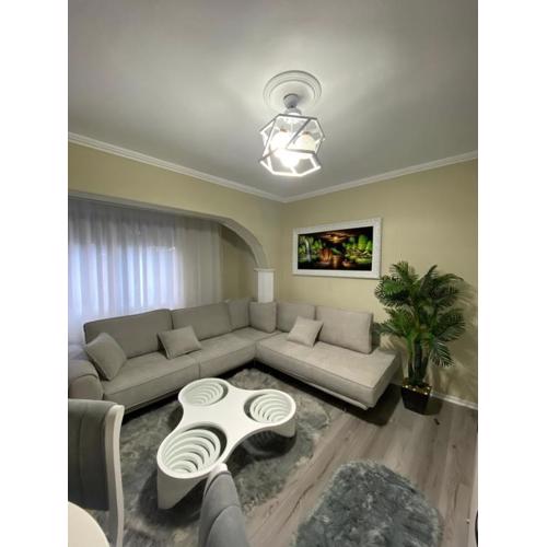 Julius Apartment
