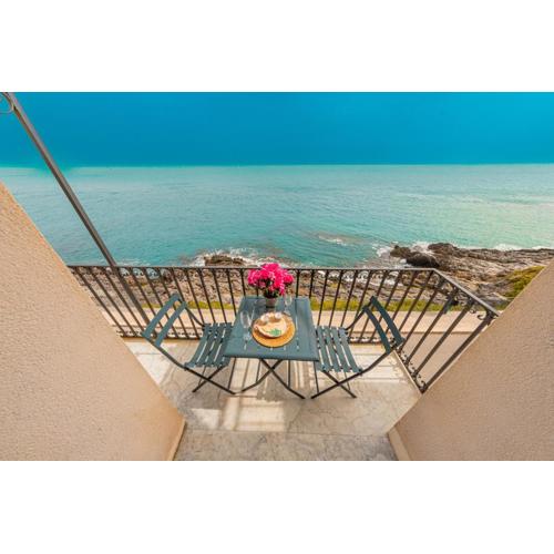 Jureka Sea View Apartment 2