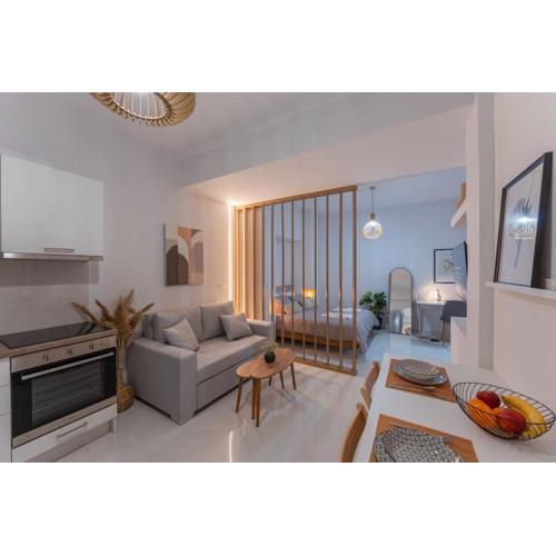 JV Luxury Apartment Acropolis