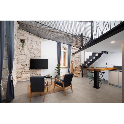K-apartments