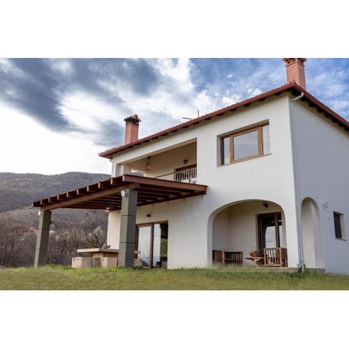K Ardamis Estate Kastoria