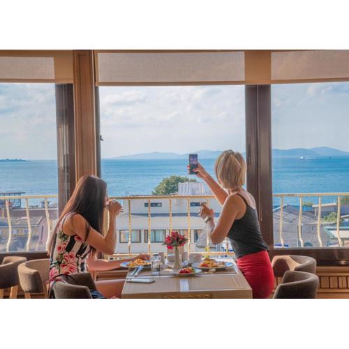 Kaftan Hotel