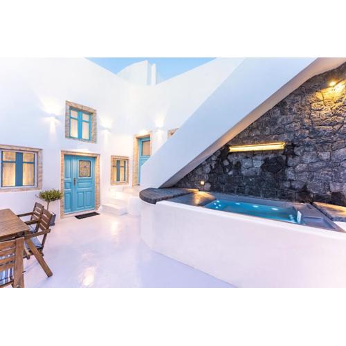 Kalamia Cave House