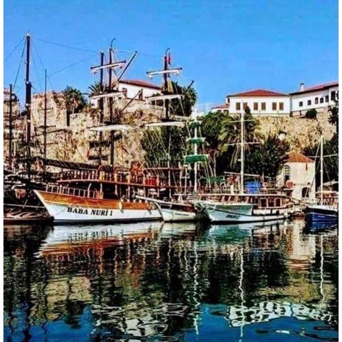 Kaleiçi muhteşem konum deniz yakını 1+0 özel ev