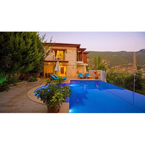 Kalkan 2 Bedroom Villa - 1044