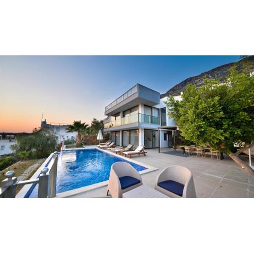 Kalkan 3 Bedroom Villa - 2211