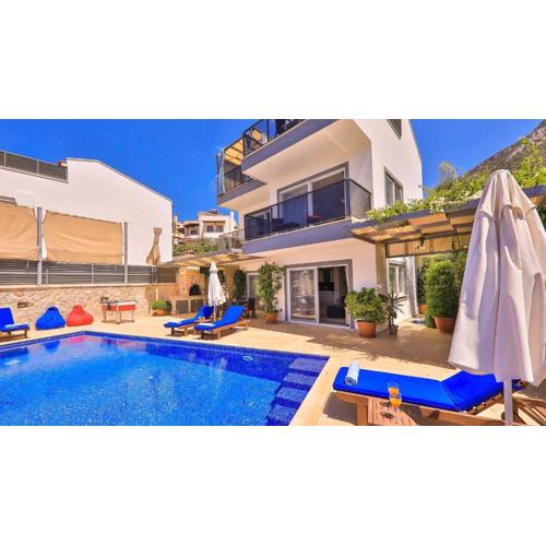 Kalkan 3 Bedroom Villa - 3547