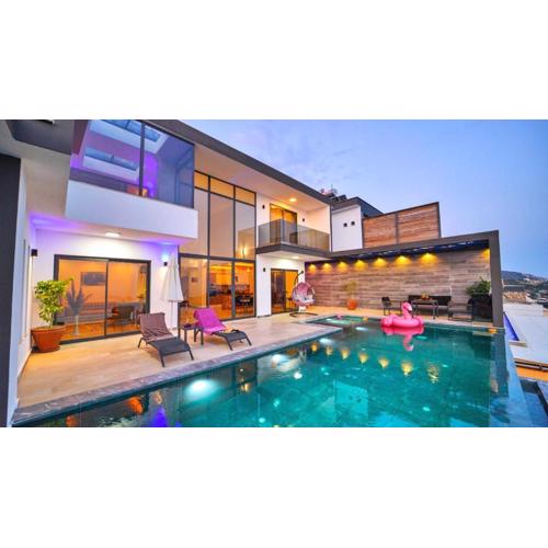Kalkan 3 Bedroom Villa 8143