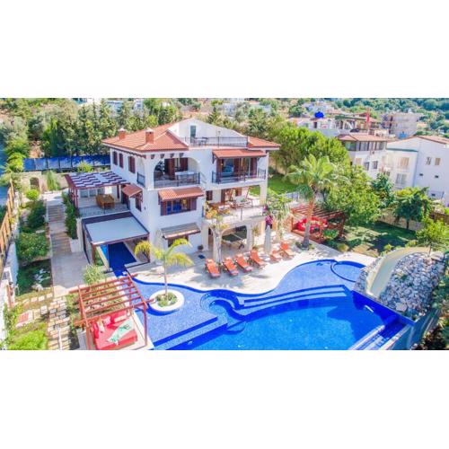 Kalkan 4 Bedroom Luxury Villa 1210