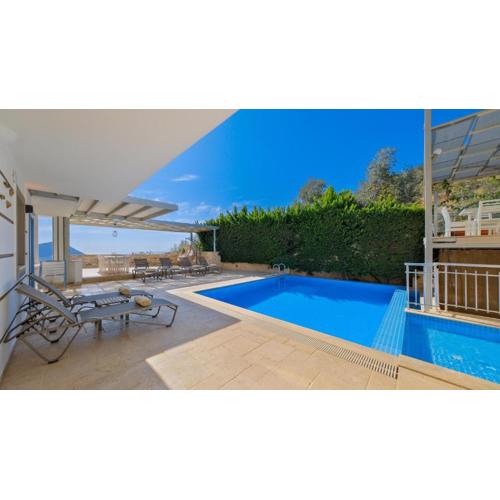Kalkan 5 Bedroom Villa - 1092