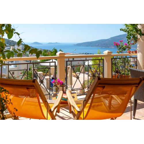 Kalkan Apartment with Bay Views