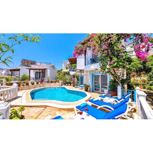 Kalkan Center 4 Bedroom Villa 8119