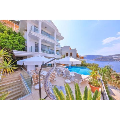 Kalkan Kışla da Deniz e Yakın Tatil Villası