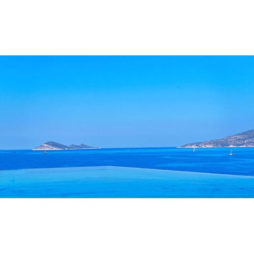 Kalkan Seafront Villa 8070