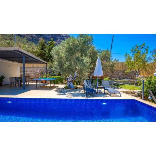 Kalkan Ulugol 2 Bedroom Villa - 7647