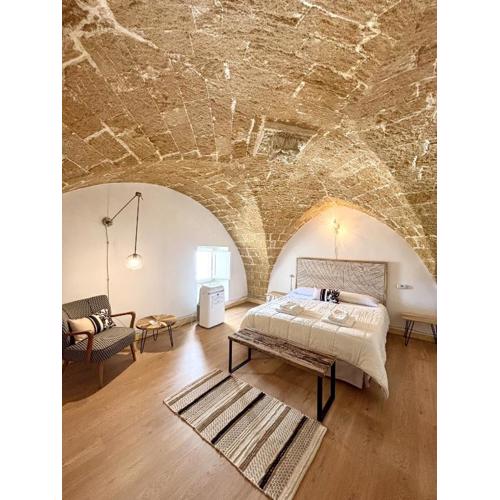 Kàllistos Suites & Apartments