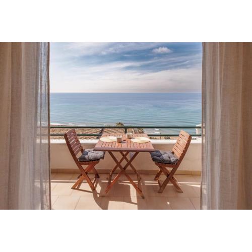Kallopsia - Glifada Beach Menigos Resort by New Era