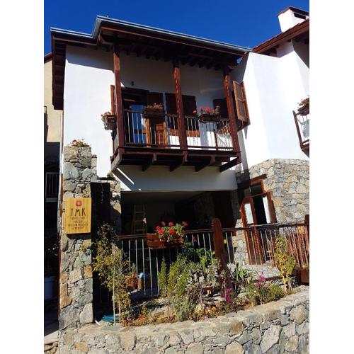 Kalopanayiotis Museum Inn