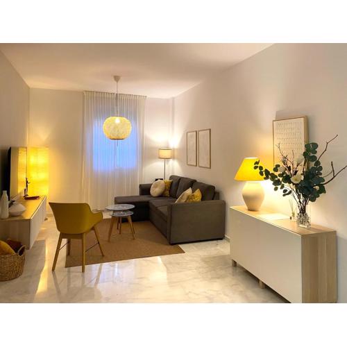 KALUKA Málaga center apartment - free parking